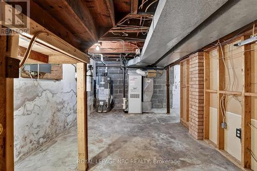 227 Cumberland Avenue, Hamilton, ON - Indoor Photo Showing Basement