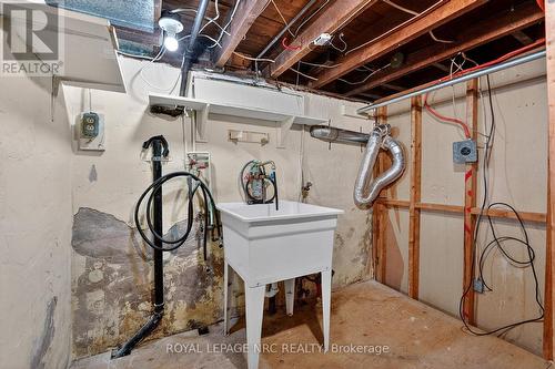 227 Cumberland Avenue, Hamilton, ON - Indoor Photo Showing Basement