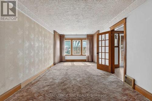 227 Cumberland Avenue, Hamilton, ON - Indoor Photo Showing Other Room