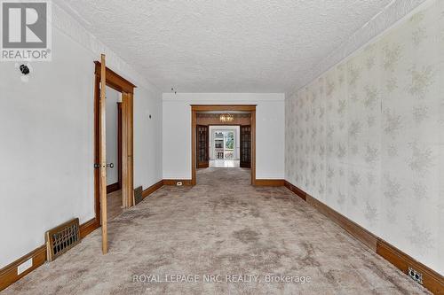 227 Cumberland Avenue, Hamilton, ON - Indoor Photo Showing Other Room