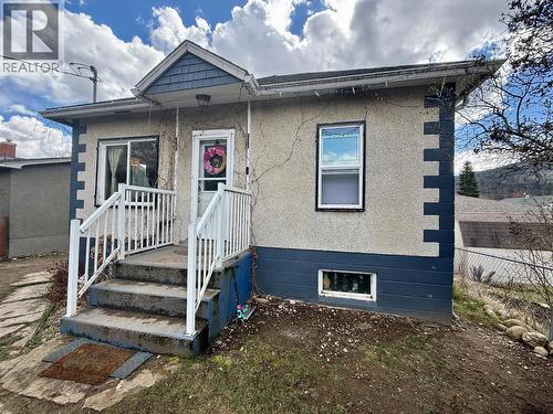 706 2nd Street  Castlegar, BC V1N 1Y8