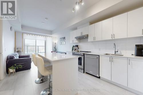 207 - 8960 Jane Street, Vaughan, ON - Indoor Photo Showing Kitchen