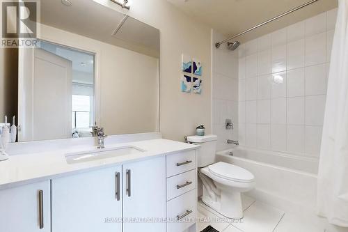 207 - 8960 Jane Street, Vaughan, ON - Indoor Photo Showing Bathroom