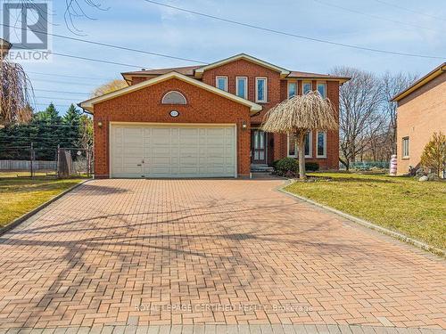 4261 CAPILANO COURT  Mississauga, ON L4W 4H9