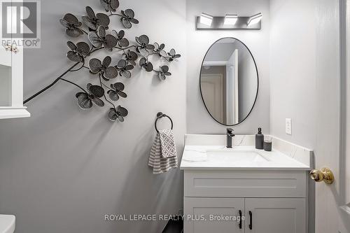 5887 Shelford Terrace, Mississauga, ON - Indoor Photo Showing Bathroom