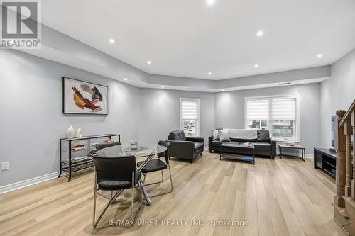 32 - 3905 Major Mackenzie Drive, Vaughan, ON - Indoor