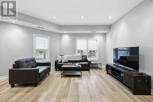 32 - 3905 Major Mackenzie Drive, Vaughan, ON - Indoor Photo Showing Other Room