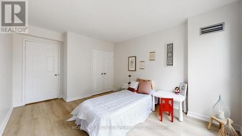 306 - 9 Chalmers Road, Richmond Hill, ON - Indoor Photo Showing Bedroom