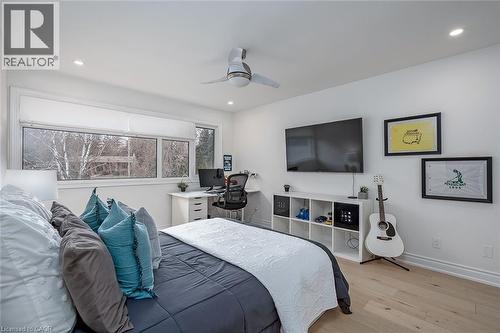 624 North Shore Boulevard E, Burlington, ON - Indoor Photo Showing Bedroom