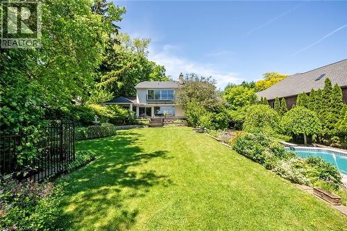 624 North Shore Boulevard E, Burlington, ON - Outdoor With In Ground Pool