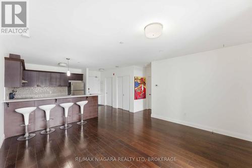 404 - 26 Wellington Street, St. Catharines (Downtown), ON - Indoor Photo Showing Kitchen