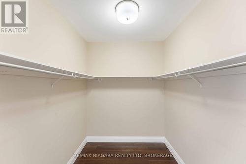 404 - 26 Wellington Street, St. Catharines (Downtown), ON - Indoor With Storage