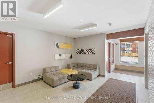 404 - 26 Wellington Street, St. Catharines (Downtown), ON - Indoor