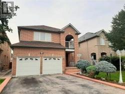 43 RIVER ROCK CRESCENT Brampton, ON L7A 2V2