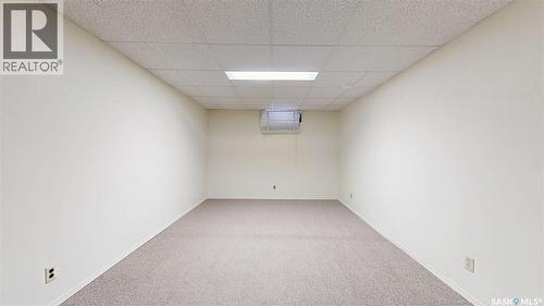 28 Matheson Crescent, Regina, SK - Indoor