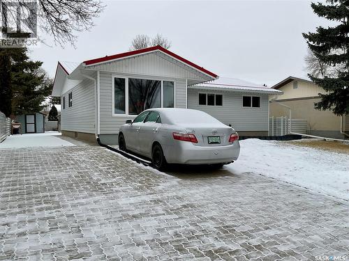 28 Matheson Crescent, Regina, SK - Outdoor With Exterior