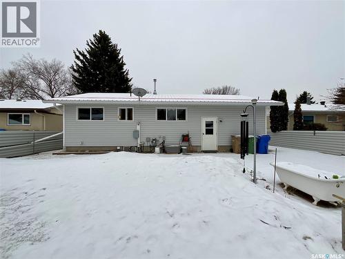 28 Matheson Crescent, Regina, SK - Outdoor