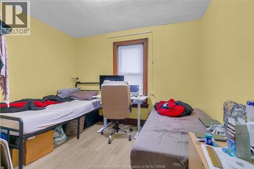 69 Shepherd, Windsor, ON - Indoor Photo Showing Other Room
