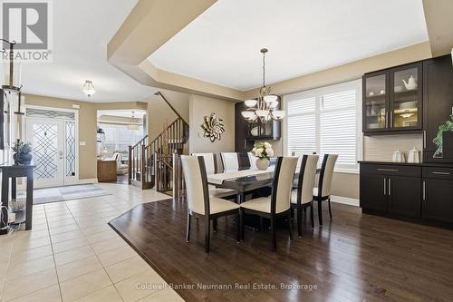 356 Falling Green Crescent, Kitchener, ON - Indoor Photo Showing Dining Room