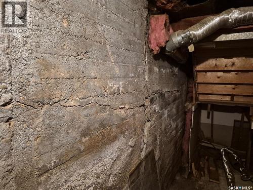 818 K Avenue N, Saskatoon, SK - Indoor