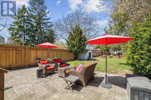 2113 New Street, Burlington, ON - Outdoor With Backyard