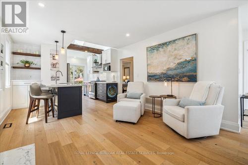 2113 New Street, Burlington, ON - Indoor Photo Showing Other Room