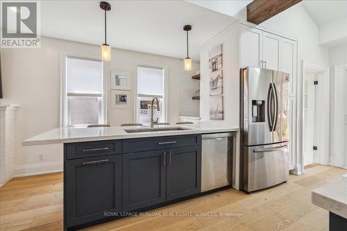 2113 New Street, Burlington, ON - Indoor Photo Showing Kitchen