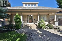 2165 STAVEBANK Road Unit# 27 Mississauga, ON L5C 1T3