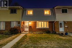 5 - 9 WINCHESTER DRIVE Greater Napanee (Greater Napanee), ON K7R 3P9