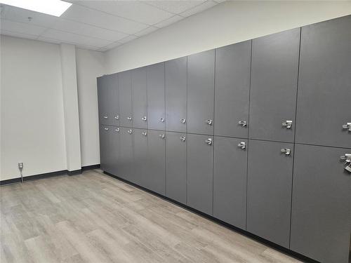 41 Pth 52 Highway W, Steinbach, MB 