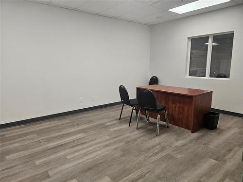 41 Pth 52 Highway W, Steinbach, MB 