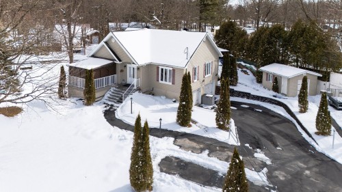 Front of Structure - 66 2E Avenue E., Saint-Albert, QC - Outdoor