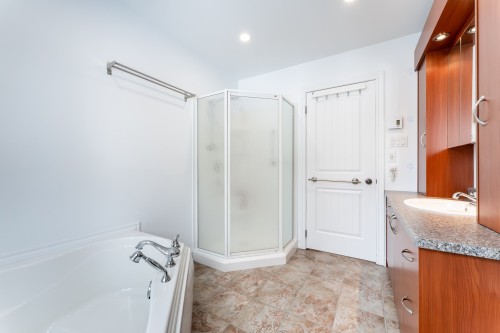 Bathroom - 66 2E Avenue E., Saint-Albert, QC - Indoor Photo Showing Bathroom