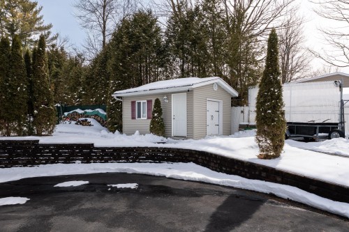 Shed - 66 2E Avenue E., Saint-Albert, QC - Outdoor