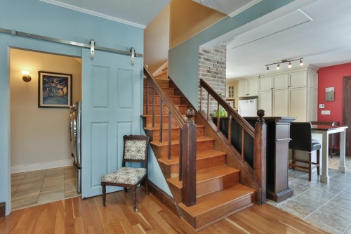 Staircase - 203Z Route 221 S., Lacolle, QC 