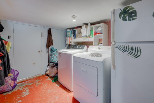 Salle de lavage - 367 Boul. Du Centenaire, Saint-Basile, QC - Indoor Photo Showing Laundry Room