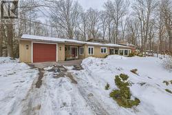 27 RIVERSIDE DRIVE Kingston (Kingston East (Incl Cfb Kingston)), ON K7L 4V1