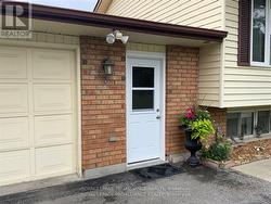LOWER - 138 CLOVERLEAF DRIVE Belleville (Belleville Ward), ON K8N 4Z5