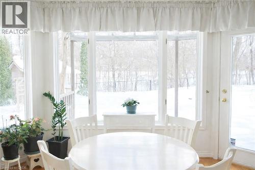 3952 Rolling Valley Drive, Mississauga, ON - Indoor Photo Showing Dining Room