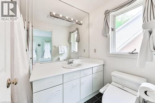 3952 Rolling Valley Drive, Mississauga, ON - Indoor Photo Showing Bathroom