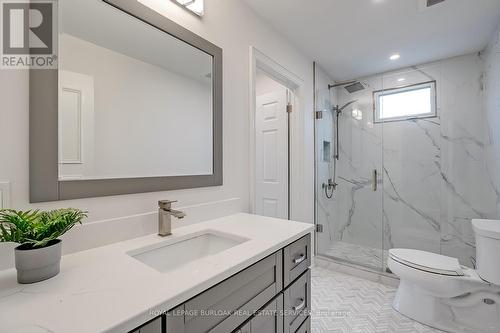 624 North Shore Boulevard E, Burlington, ON - Indoor Photo Showing Bathroom