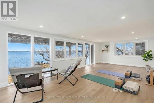 624 North Shore Boulevard E, Burlington, ON - Indoor