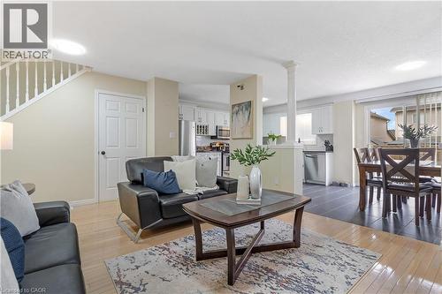 440 Langlaw Drive, Cambridge, ON - Indoor Photo Showing Living Room
