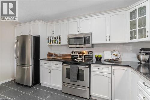 440 Langlaw Drive, Cambridge, ON - Indoor Photo Showing Kitchen