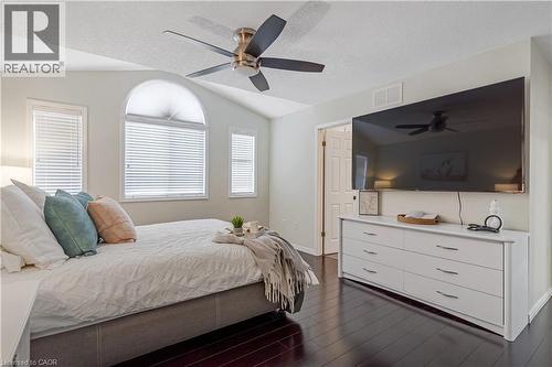 440 Langlaw Drive, Cambridge, ON - Indoor Photo Showing Bedroom