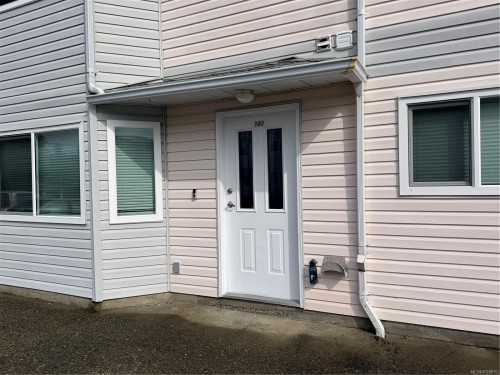 103-2425 Lewis St, Duncan, BC - Outdoor With Exterior