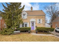 111 CECIL Street Sarnia, ON N7T 6W1