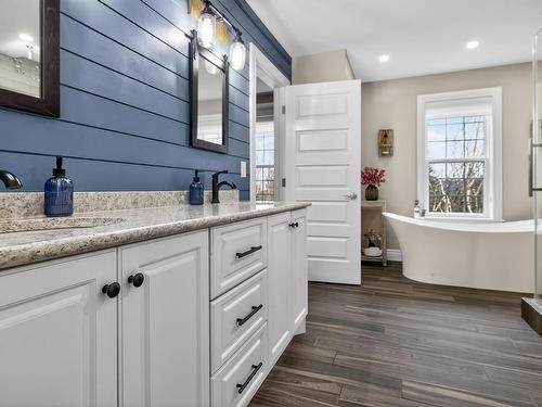 40 Sutherland Dr Drive, Fall River, NS 