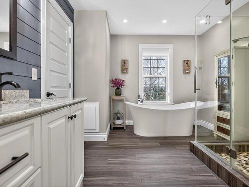 40 Sutherland Dr Drive, Fall River, NS 