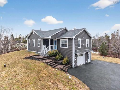 40 Sutherland Dr Drive, Fall River, NS 